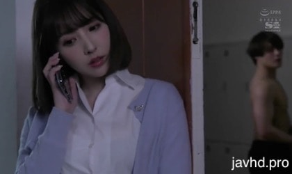 Trộm nhìn học sinh thay đồ và… Mikami Yuam